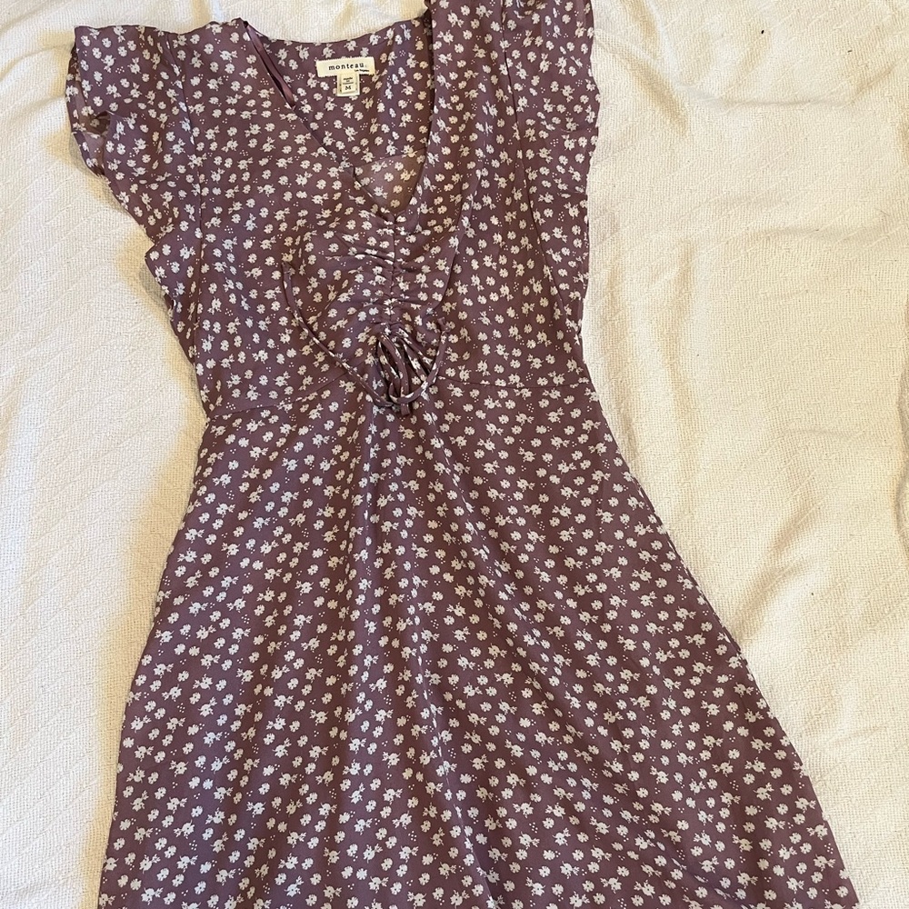NWOT Monteau Size Medium Dress - Juniors